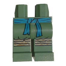 Plaatje in Gallery viewer laden, LEGO® los onderdeel Benen met Motief Zandgroen 970c00pb1162