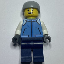 Plaatje in Gallery viewer laden, LEGO® minifiguur Town cty1087