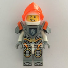 Plaatje in Gallery viewer laden, LEGO® minifiguur Nexo Knights nex076