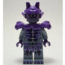 Plaatje in Gallery viewer laden, LEGO® minifiguur Nexo Knights nex102