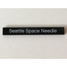 Plaatje in Gallery viewer laden, Tegel met Motief Tegel 1 x 8 met 'Seattle Space Needle' patroon in Zwart