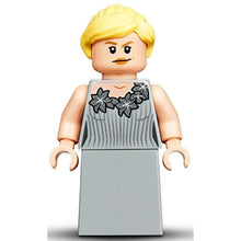 Plaatje in Gallery viewer laden, Harry Potter Fleur Delacour, jurk